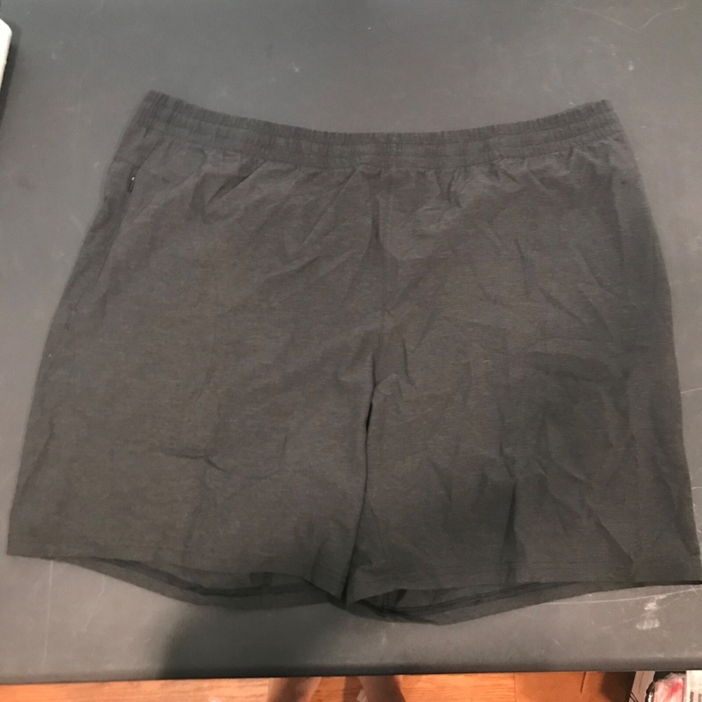 VRST Men's 2X-Large Elevate 8" Inseam Pure Black Athletic Shorts Moisture-Wickin